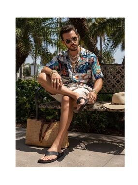 Olukai ʊ Tuahine Waterproof Leather Flip Flop Sandals ʊ Black ʊ 13 EU 46 ʊ